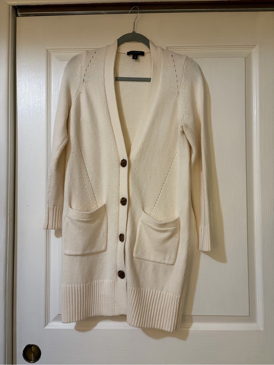 Ann Taylor Sweaters - Ann Taylor Cream Longline Button Cardigan with Pockets